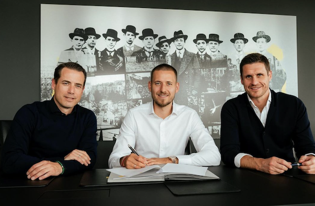 ドルトムント EUROにも出場したドイツ代表DFを獲得！