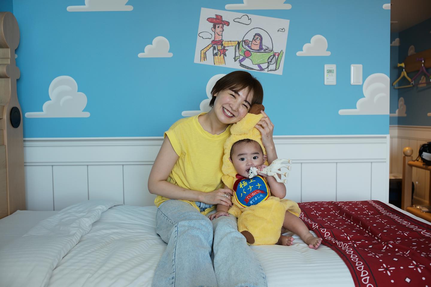 おのののかさんがバナナコスプレ姿の娘を公開！「かっわいいいい」ファンもメロメロに♡