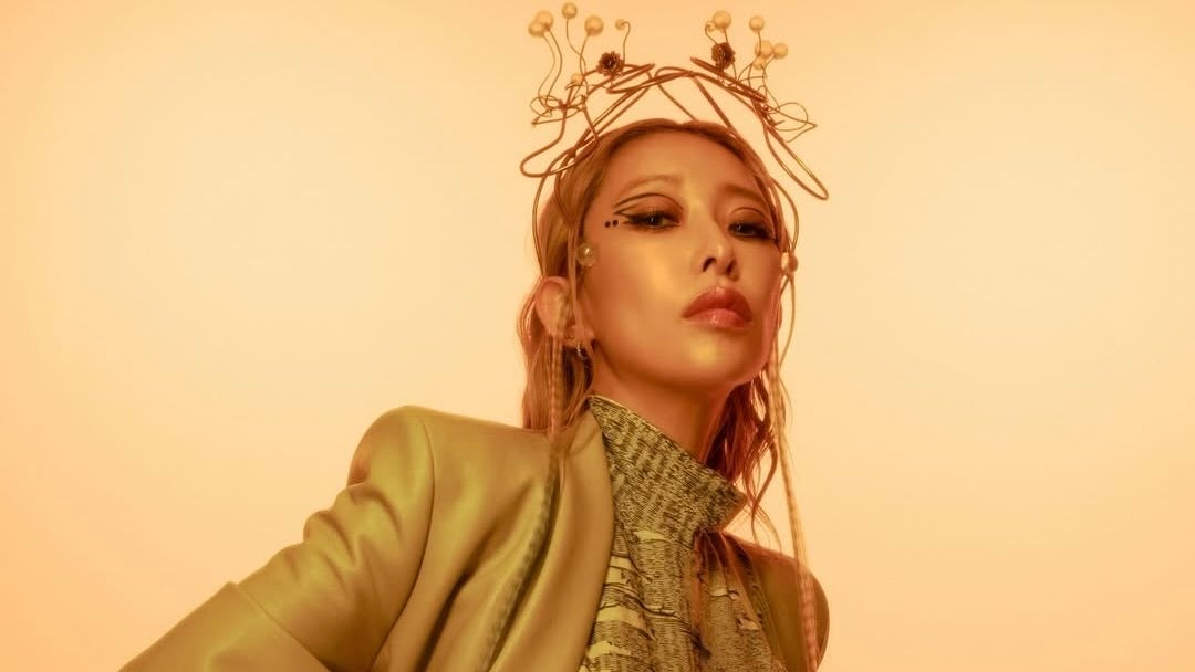 「私らしい表現でこの肉体の神秘を魅せたい」強く美しすぎる!!加藤ミリヤのマタニティーフォトショットに称賛の嵐！「神々しい」「とんでもなく美しい」