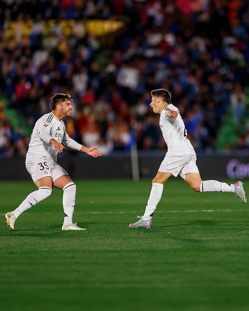 トルコの至宝・ギュレルが圧巻のゴール