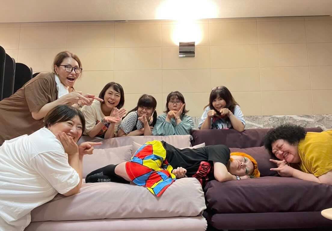 「いやメンツエグすぎだろ！」浜田雅功の妻・小川菜摘の豪華ショットが話題に