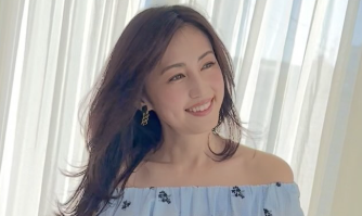 「無加工でこの美しさ…！」有村実樹、撮影舞台裏の“すっぴん級”メイク動画に視線集中