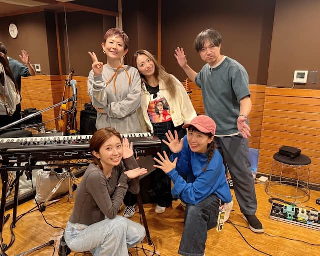 「今年も今年とて、スペシャルなライブになる予感」miwa、ビルボードライブリハのオフショットを公開！