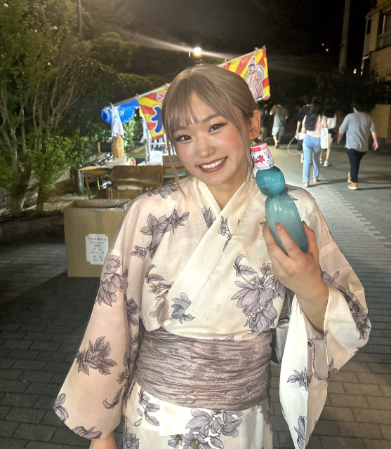 浴衣×ラムネの破壊力に悶絶⁉美女プロキックボクサー愛弥、可愛すぎる最新インスタショットにファン歓喜！