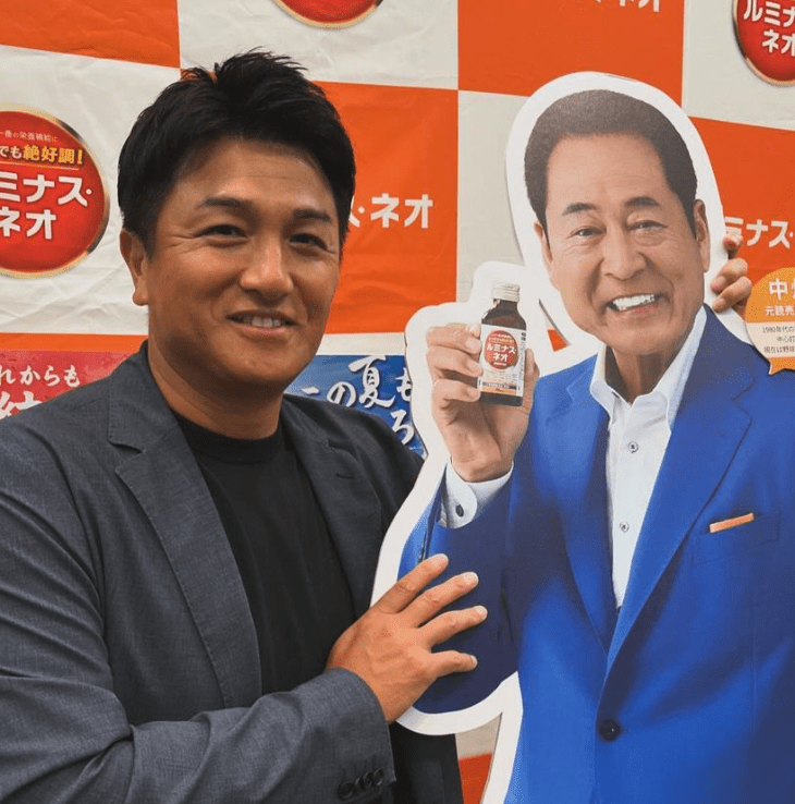 高橋由伸、イベント会場で思わぬ人物と再会「ダブル背番号24!」