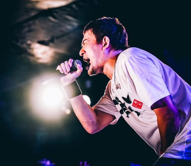 ファンキー加藤、全八ツアー初日の完全熱唱に「愛してるぜ、BABYS」と呼びかけファンも大喜び！