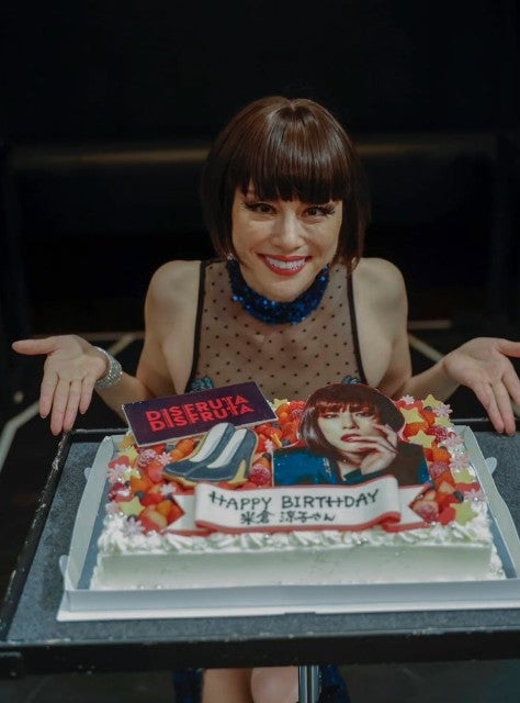 50歳バースデーに感涙！米倉涼子が見せた女優魂と祝福の瞬間