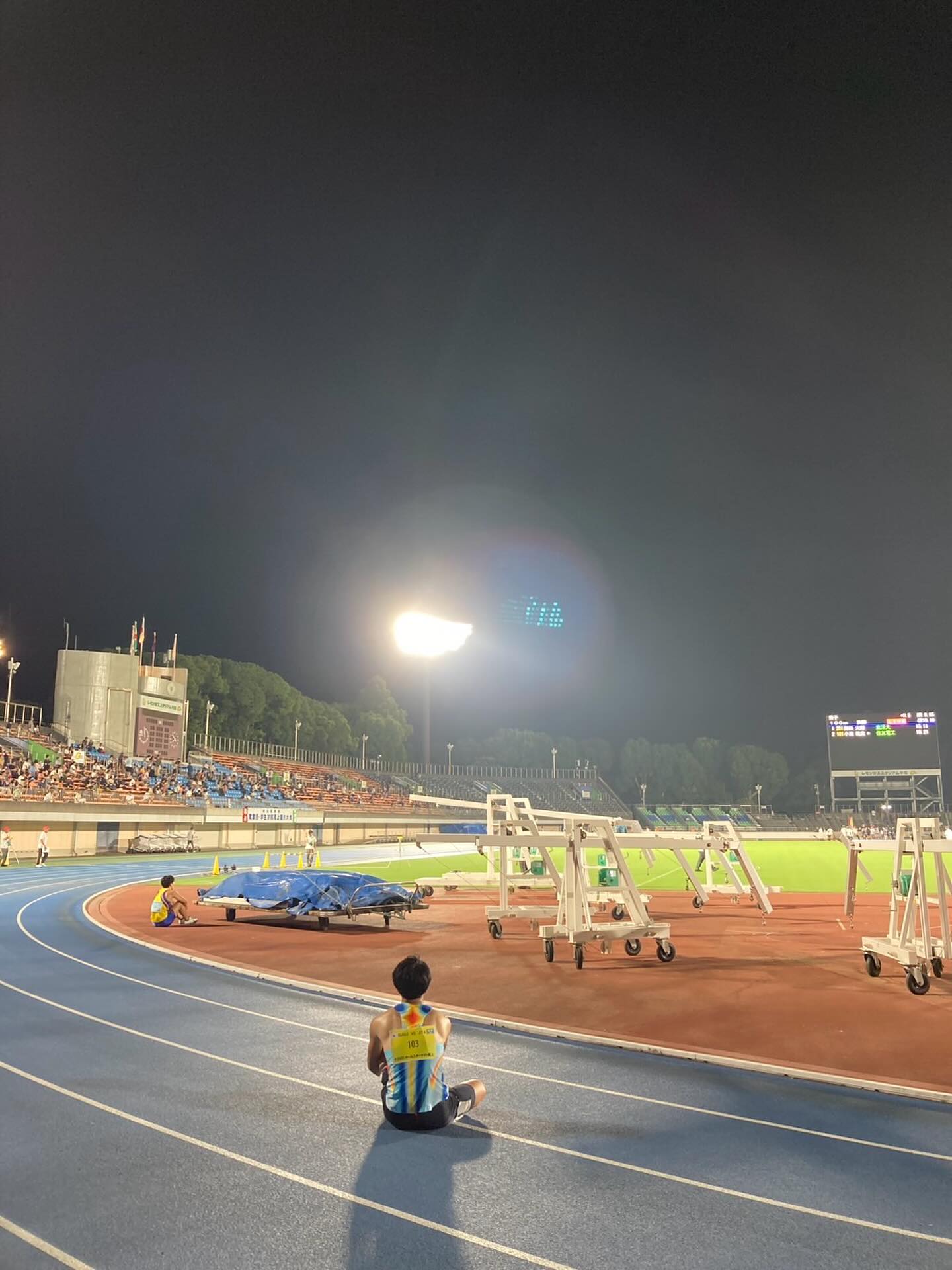 悔しさにじむ背中…多田修平、夜のトラックで見せた静かな時間