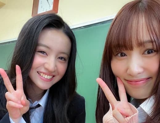 菅井友香、353万フォロワーの超人気女優とのオフショット公開！