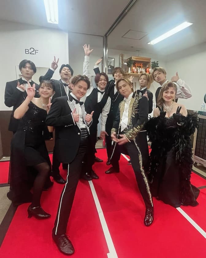 堂本光一主演「Endless SHOCK」大阪公演千秋楽「2013年からの歴史に無事幕が降りました」