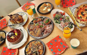 鈴木奈々、加藤綾菜＆カトちゃんとクリスマスパーティーで大盛り上がり！