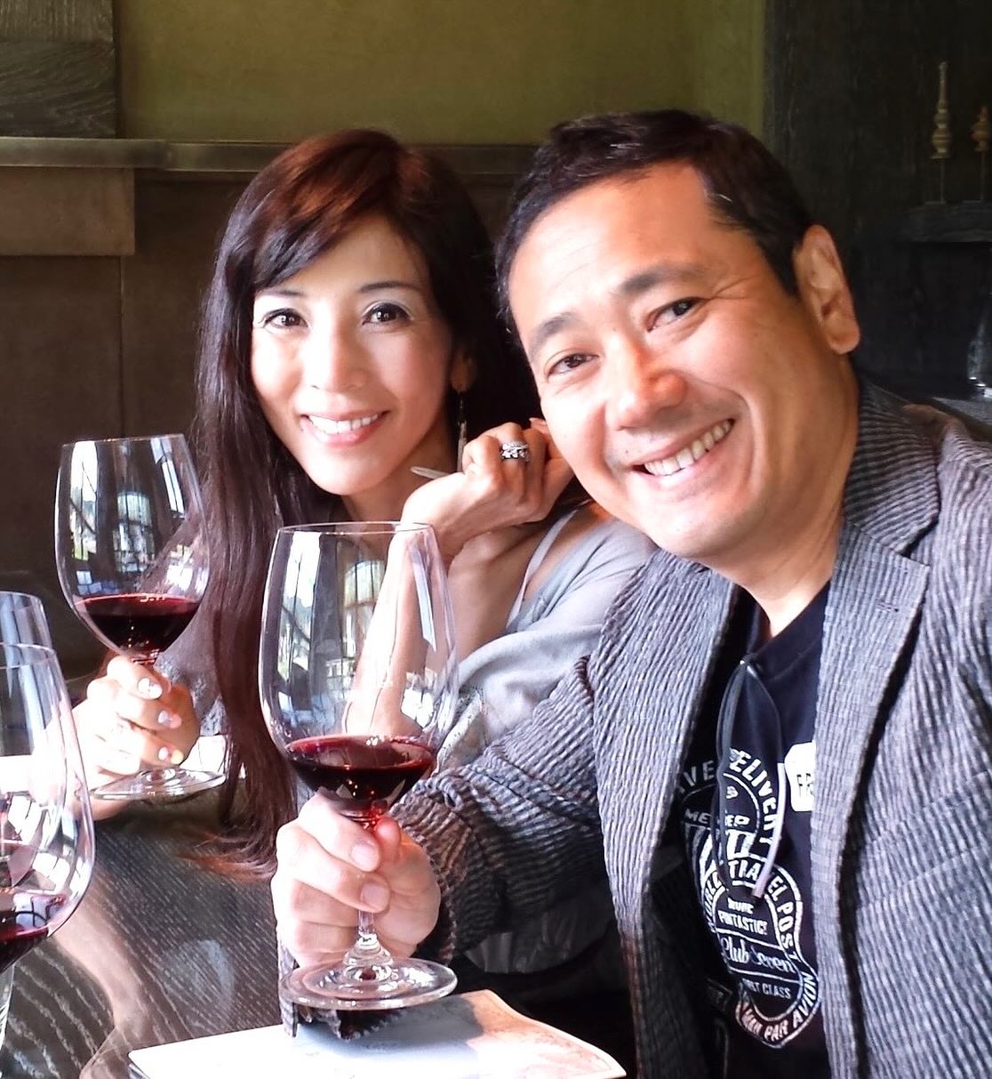 死去から9年が経つ川島なお美 夫・鎧塚俊彦の最新投稿にファン「素敵な写真ですね」