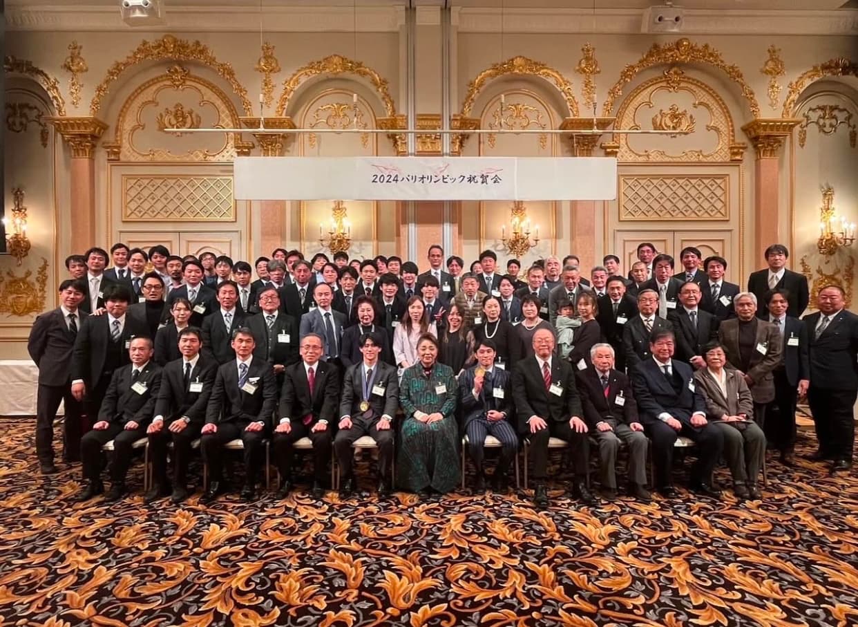 パリ五輪体操団体・金、谷川航がオリンピック祝勝会に参加