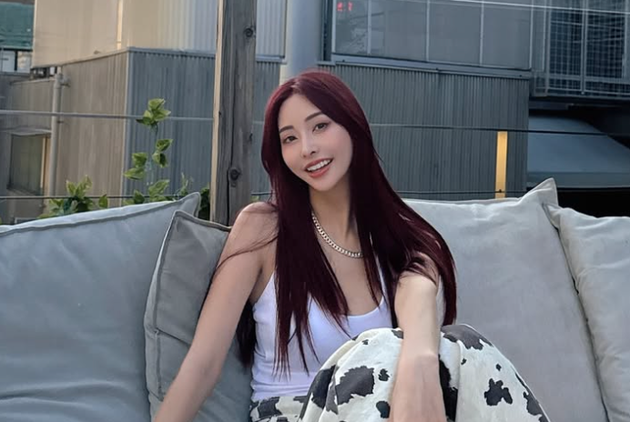 心地よさ漂う1枚 真琴が魅せた“チル”な瞬間を公開