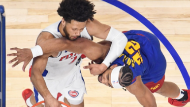 デトロイト・ピストンズが豪快ダンク集を公開！ファン「トンプソンの空中ターンが異次元」