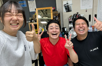 顔が伝染？売れっ子芸人3ショットが話題「みんなキラキラ」