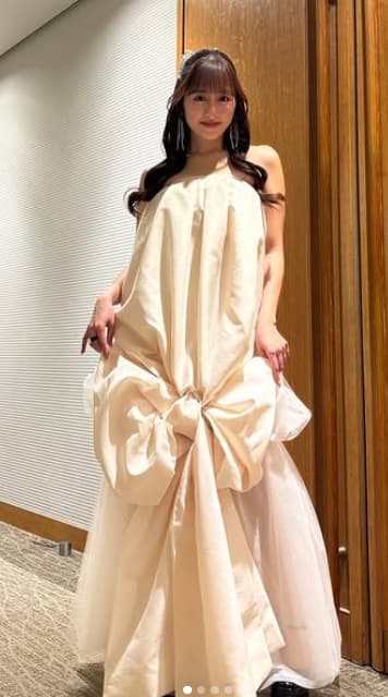 ももクロ・佐々木彩夏が最新ショットを披露！「綺麗や」「可愛すぎる」と話題に！