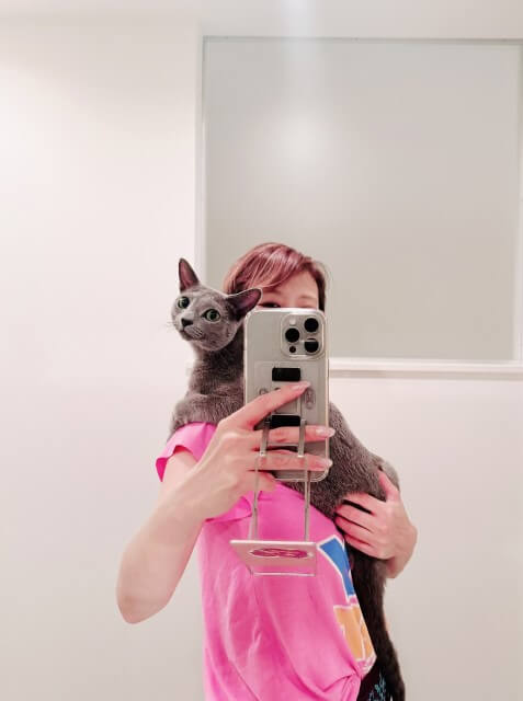 「息子が離れませーーん」声優・朴璐美の“嬉しい悲鳴”連発にファンもニッコリ