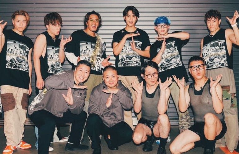 GENERATIONSのLIVEに出演の人気芸人、メンバーから“イジリ”も「最高の肩幅でした」