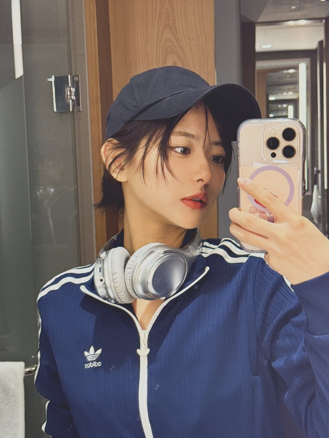 バスケ美女インフルエンサー・すみぽん、ホテルでの“大優勝”セルフィー披露