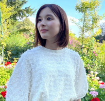 芳根京子、モネの人生を辿るフランスの旅へ🎨