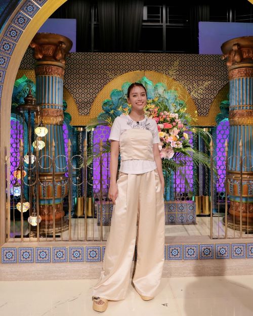 滝沢カレン 久々のさんま御殿で「夏の思い出大放出」オフショットを公開！