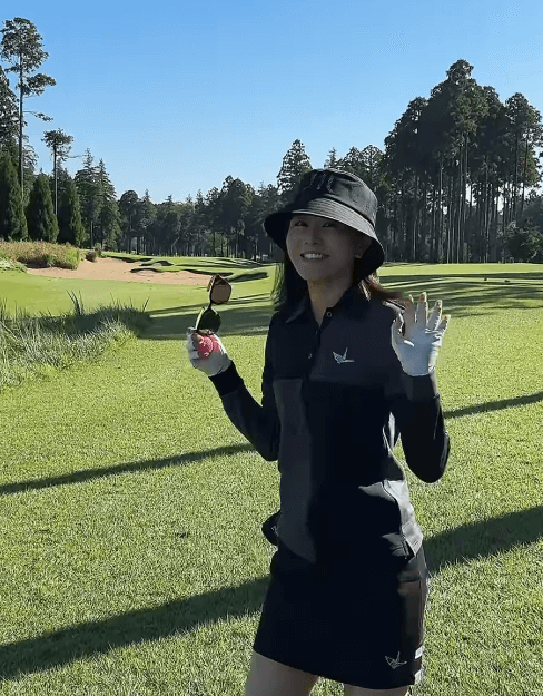「べっぴんさん！」美女キャスター・佐野真彩、激カワゴルフウェアショット＆ムービー披露にファンうっとり