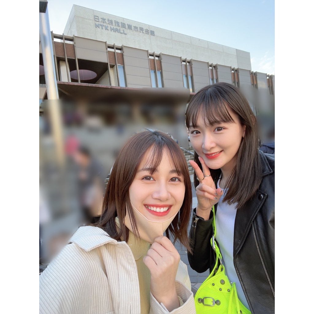 意外な組み合わせ？！特撮大好き声優×元乃木坂の意外ツーショが話題に😍