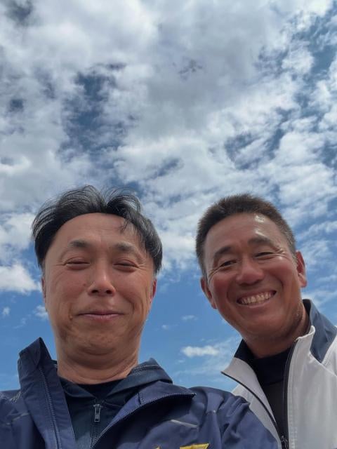 宮本慎也、ヤクルト後輩の副島孔太・久古健太郎と東練馬シニアで再会