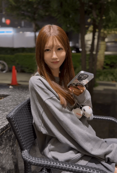 「超癒し系美人さんやん」人気RQ・日南まみが魅せた屋外ムービーの可愛さに、ファン一同が集結！