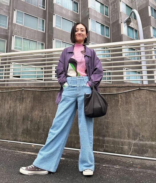 安達祐実、春先どりの個性派ジーンズコーデ！色使いが天才すぎる…