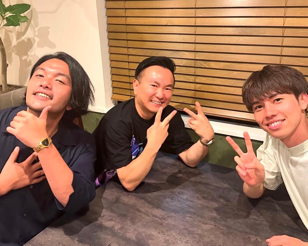 「サッカーセンスがありすぎると話題」のかまいたち山内が、ついにあのサッカー日本代表とご対面！？