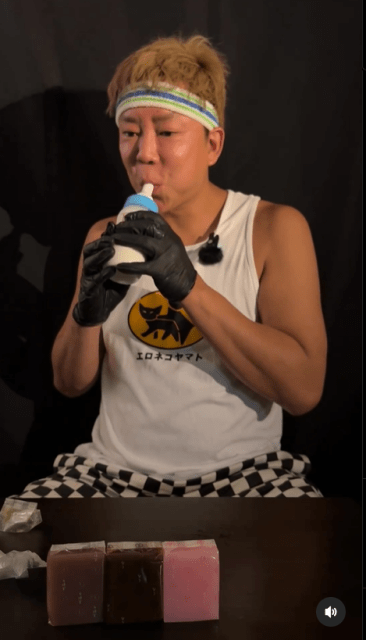 「赤ちゃんか🍼」楽しんごがアレを食べるASMR動画が話題！