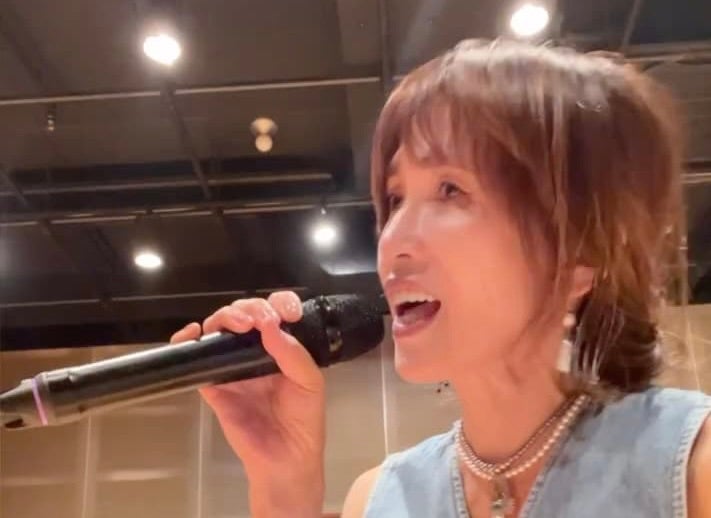 「曲を入れたり、切ったり抜いたり」歌手・工藤静香、生歌リハーサル動画公開に「楽しみすぎます」の声！