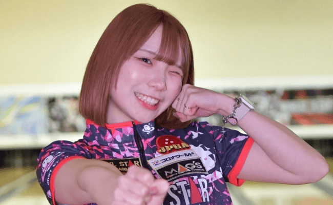 「おぉ！スターの仲間入り」美女プロボウラー、ナイスポージングと共にPリーグの出演報告！エール続々「おめでとうございます！」