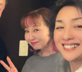 「4月のライブに向けて！」香坂みゆき、スタジオでの歌入れショットを公開