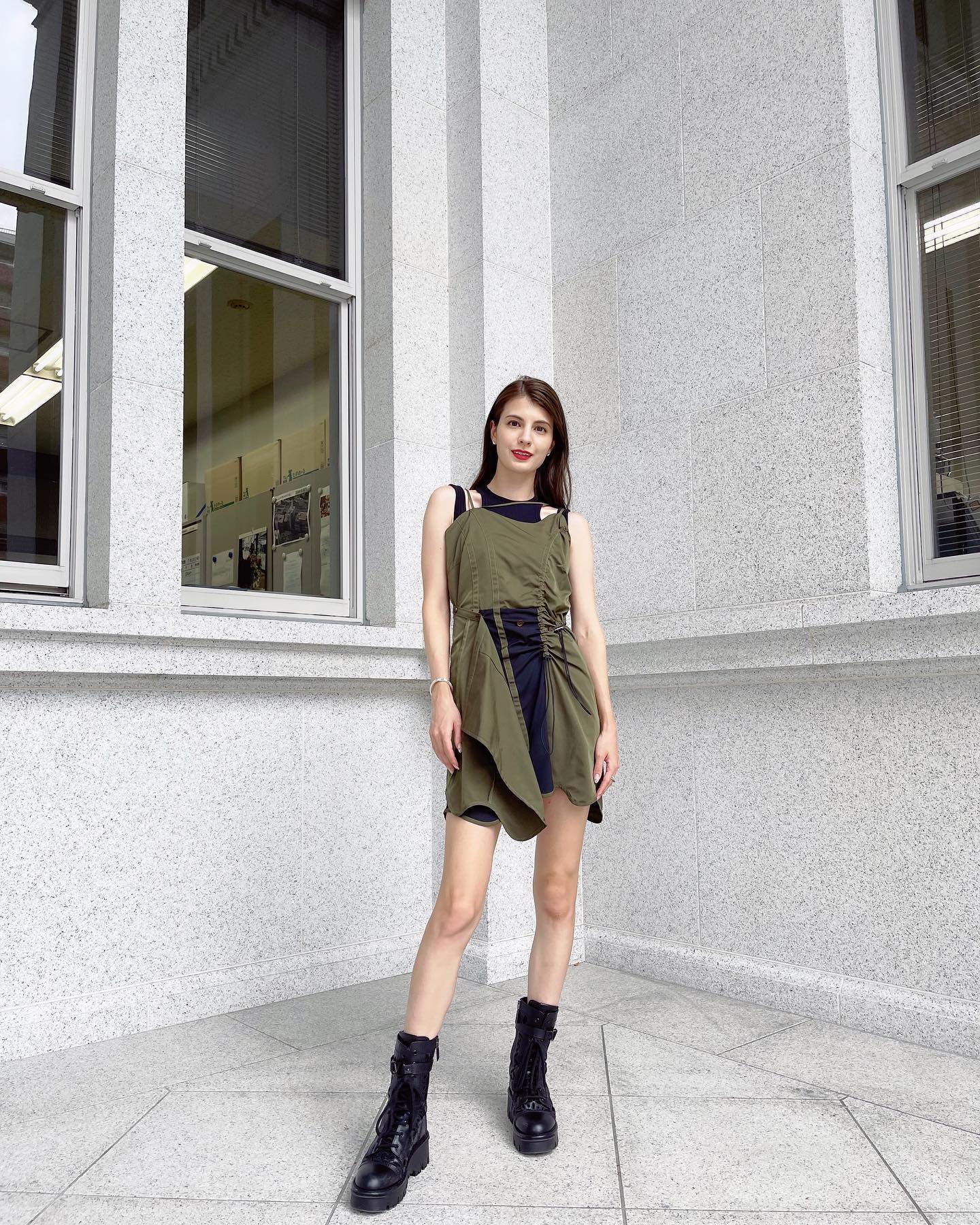 「バービー人形かと思った😍」「神による最高傑作」マギーさんのスタイルにファン大絶賛👏