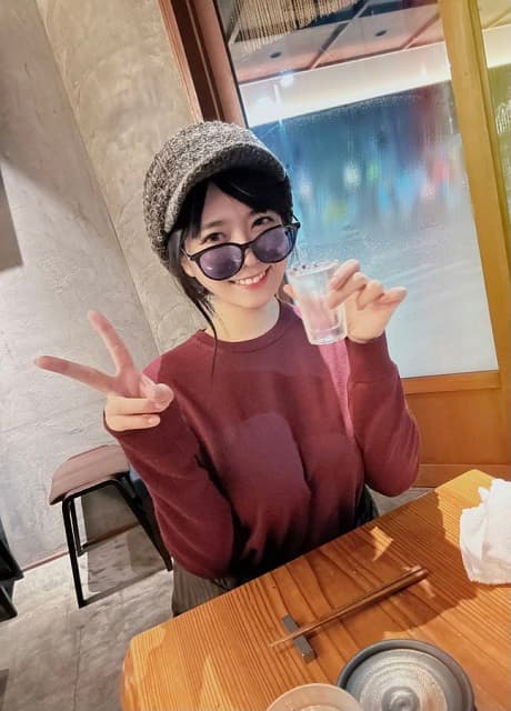 「胸の谷のシノノメだw」東雲うみの胸元にある〇〇にファン赤面