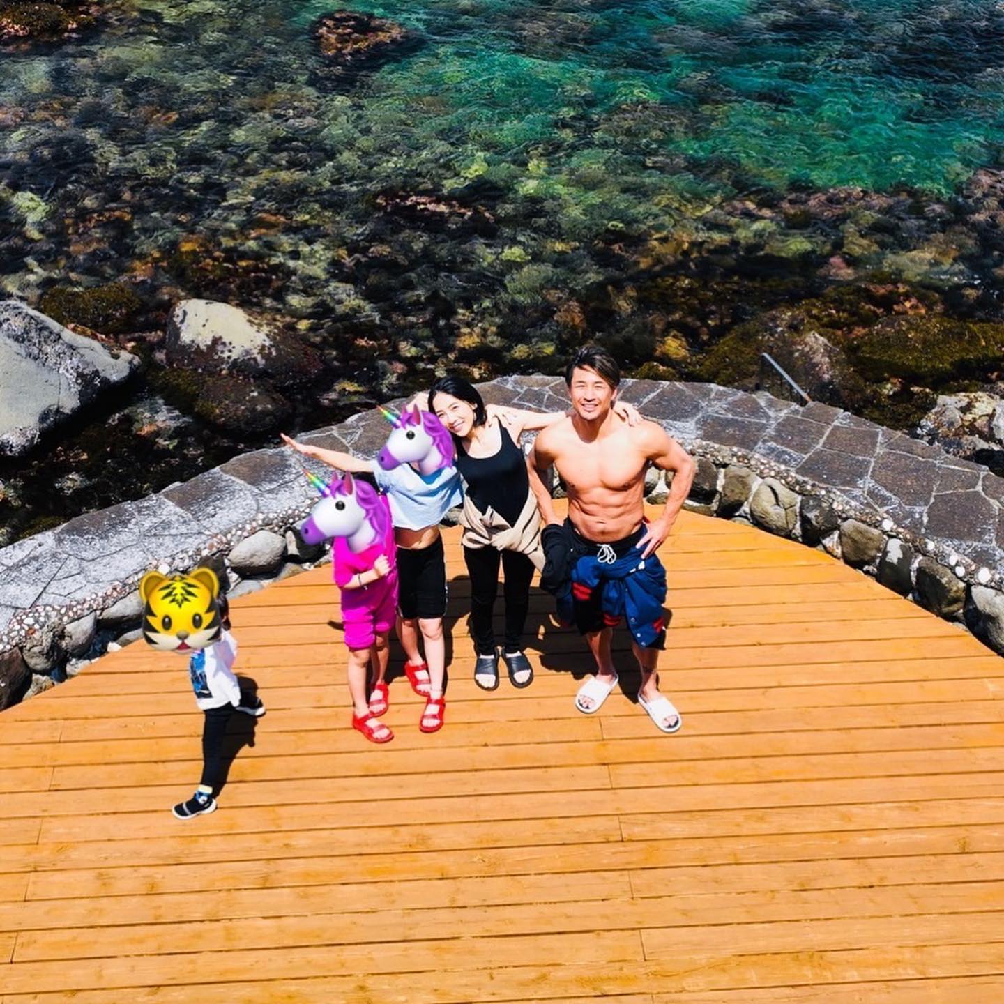 「仲良しファミリー💕」魔裟斗さんの“GW満喫”家族ショットに反響！