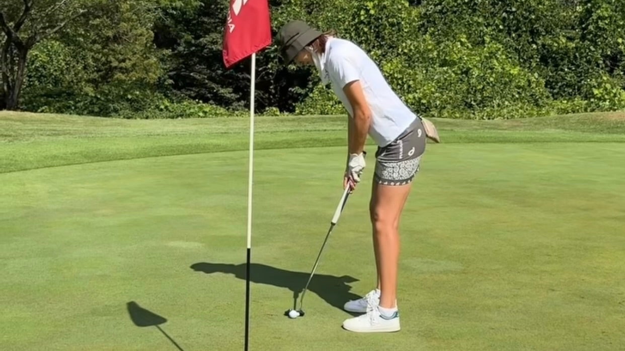 素振り練習し準備万端！？狩野舞子、イーグルパットの結果は…！？