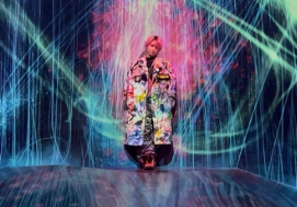 「幻想的な世界観にうっとり…」佐久間大介、Snow Manドームツアーのオフショット公開！