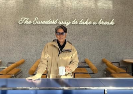 前園真聖、韓国カフェでほっこり！おしゃれ空間を満喫！