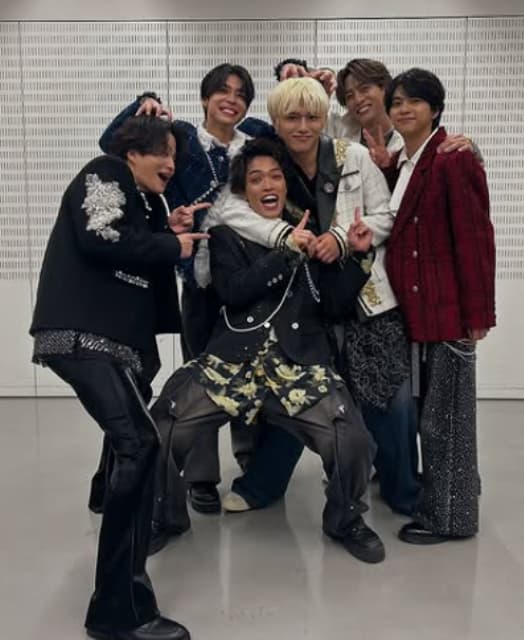 timelesz 新メンバー・篠塚大輝 インスタ開設！メンバーとの集合写真を