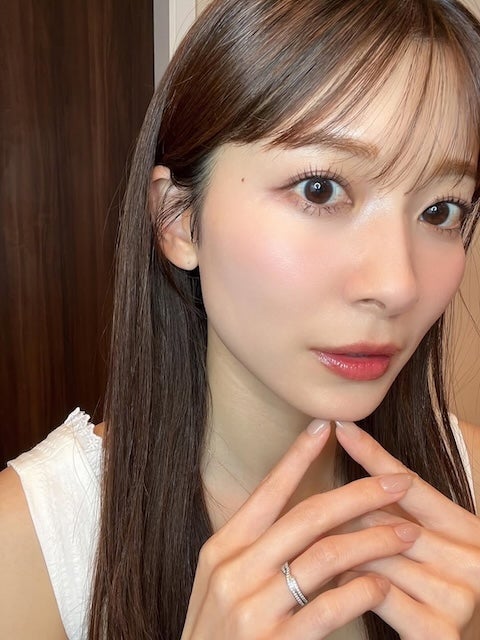 「美しいの一言に尽きる」山本里菜アナが“美まつ毛”を大公開！