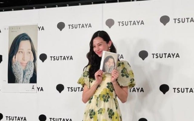 中条あやみの「明日へのことば」お渡し会 が開催される！