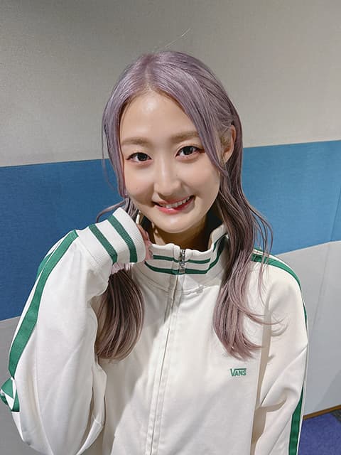 ARCANA PROJECT花宮ハナ、春を前に”まさかの雪”にびっくり！？寒さも吹き飛ぶ弾ける笑顔のオフショットを公開！