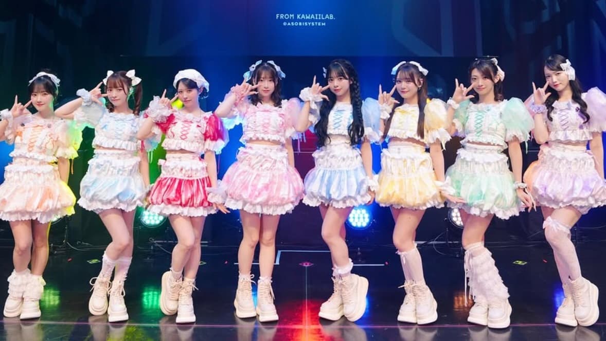 CUTIE STREETが羽田にやってくる！集合ショットでアピール