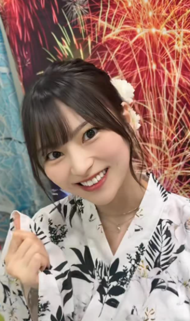 「可愛いは無敵ですね」「めっちゃ似合ってます」#ババババンビ 宇咲、可愛すぎる浴衣スタイルでお祭りデート誘いムービー投稿！