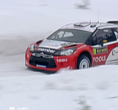 WRC公式が“意外な才能”を公開！コ・ドライバーが見せたドライビング技術に驚きの声