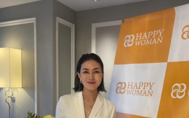 「励みになります」板谷由夏がHAPPY WOMAN賞を受賞